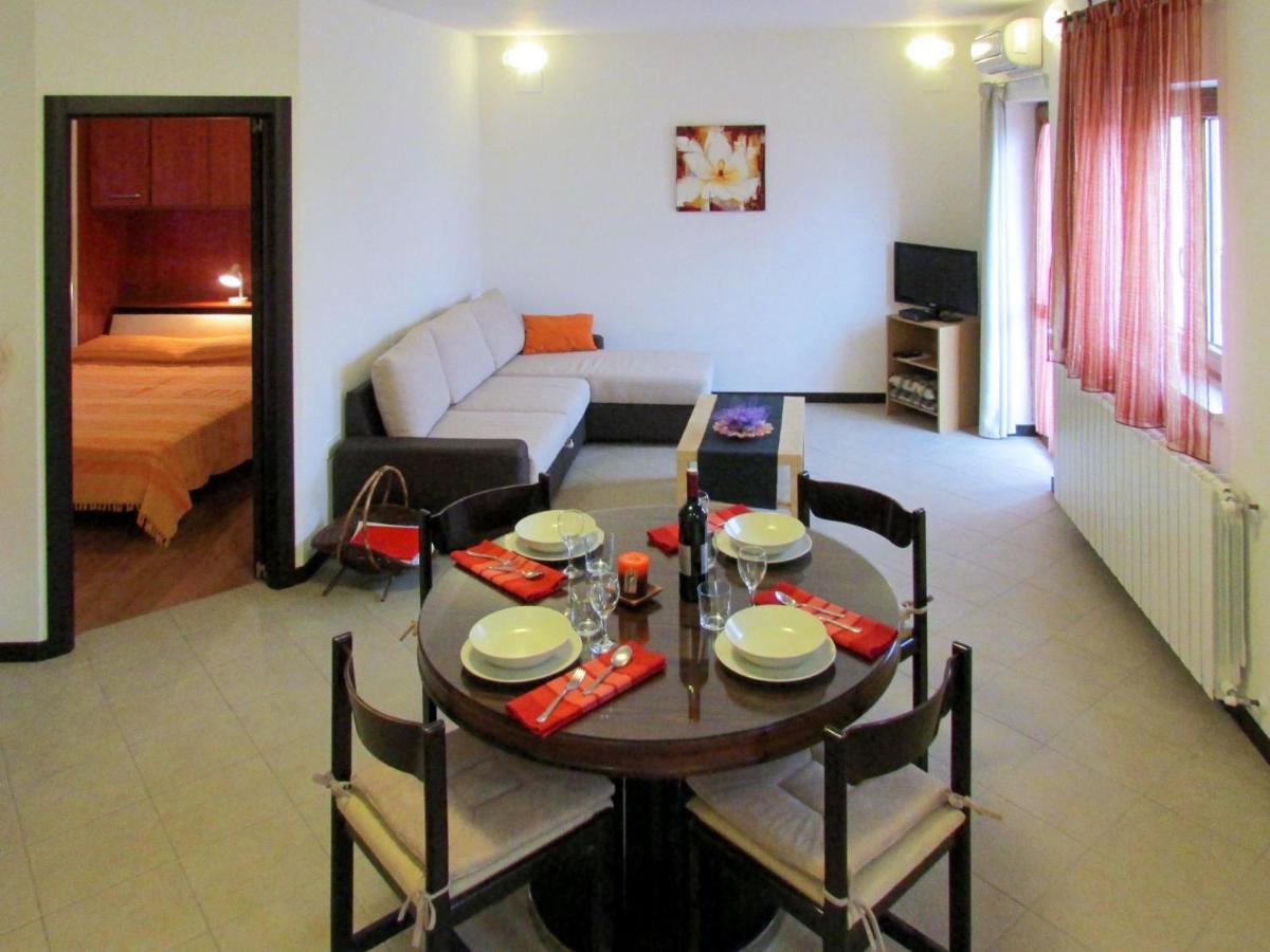 Apartment Lina - Pul458 By Interhome ชีชาน ภายนอก รูปภาพ